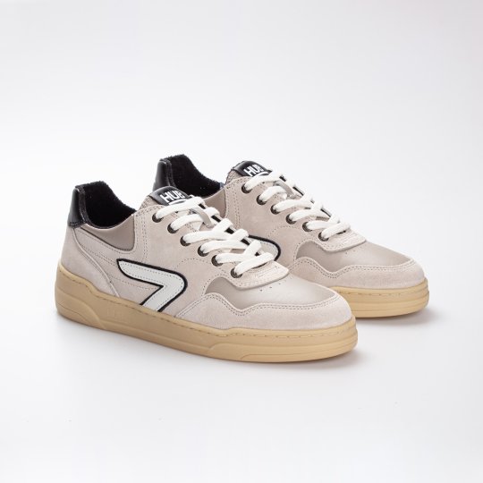 Product: COURT