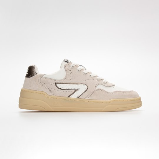 Product: Court
