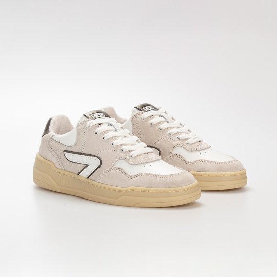 Product: Court